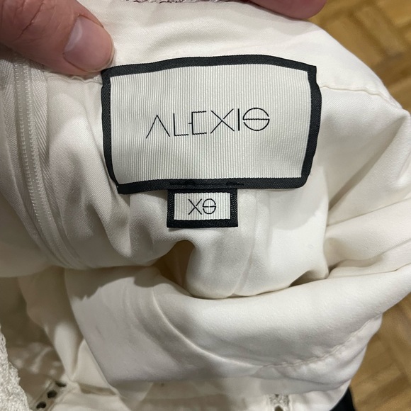 Alexis dress size xs - Picture 6 of 7